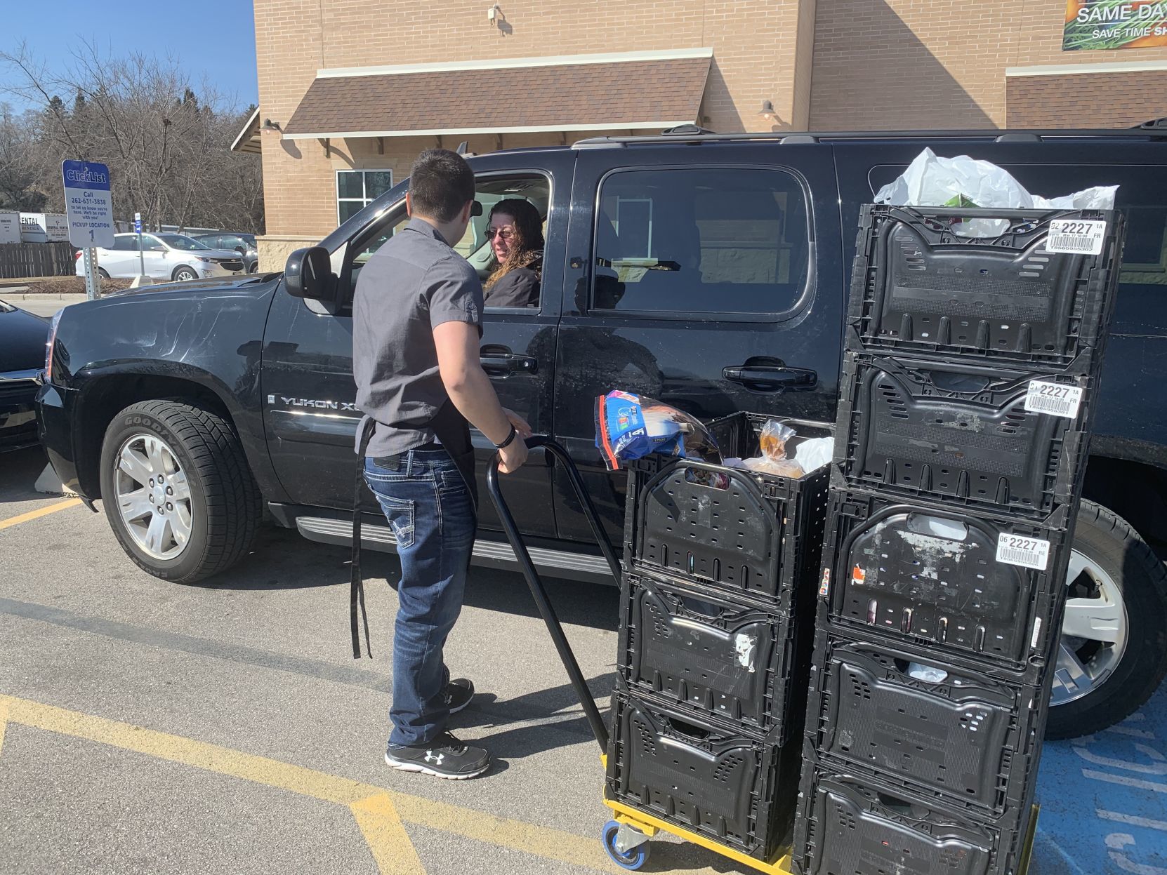 Grocery pickup